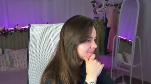 Francesca online show from July 8, 3:59 pm