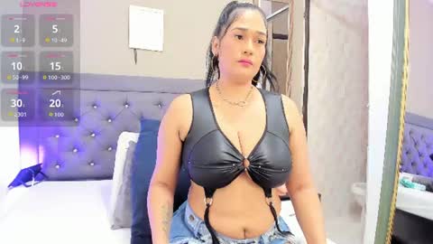 Victoria Franchesca  online show from August 1, 9:27 pm