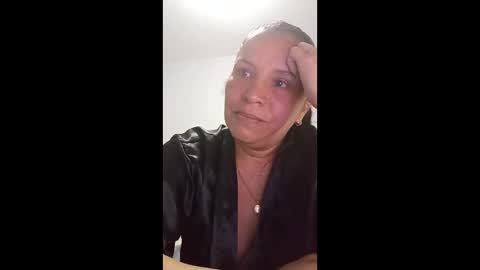 francy froz online show from May 11, 7:11 pm