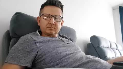 Frank online show from December 9, 1:34 pm