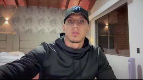 Frank online show from February 4, 11:41 pm