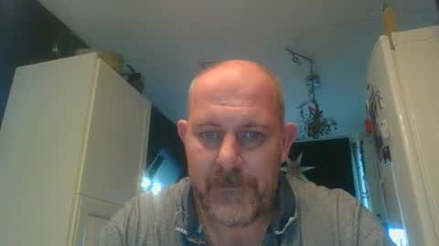frankh12345 online show from December 17, 11:28 am