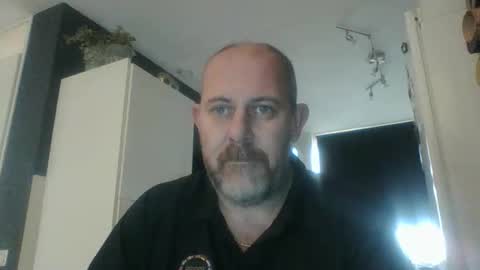 frankh12345 online show from January 29, 9:44 am