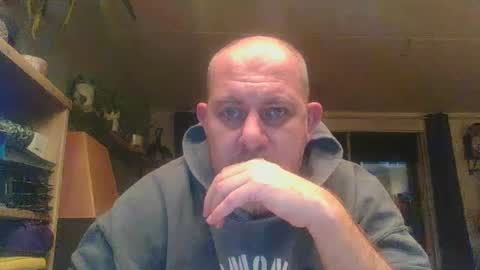 frankh12345 online show from January 14, 7:17 am
