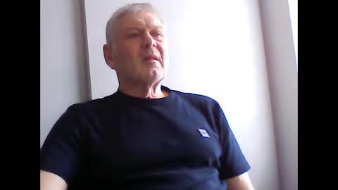 frannkboy61 online show from March 28, 11:11 am