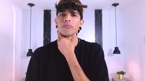 Franvill trato online show from October 27, 7:47 pm