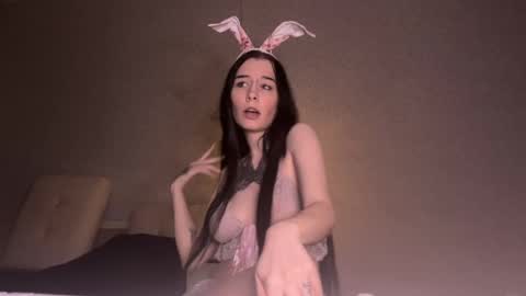 Snapshot of frau_basted chatting on February 3, 6:28 pm mistress Bastet and  mintcola online show from February 3, 6:28 pm