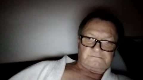 Wolfi online show from December 16, 5:30 pm