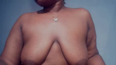 freaky slut5 online show from January 17, 5:17 am