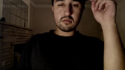 Snapshot of fred_555 chatting on February 23, 9:33 am fred_555 online show from February 23, 9:33 am