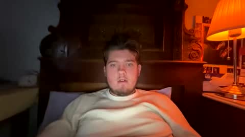 freddiepolley20 online show from December 16, 2:23 pm