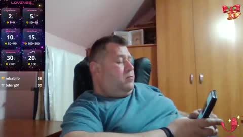 freeboy80180 online show from March 3, 7:17 pm