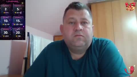 freeboy80180 online show from March 1, 7:08 am