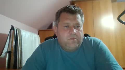 freeboy80180 online show from October 29, 7:14 pm