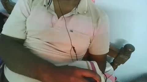 freeforyoubby online show from October 26, 9:03 pm