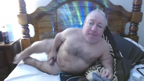 Cute Lil Man online show from January 7, 1:35 pm