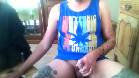 frenchpapalover online show from October 25, 1:44 pm