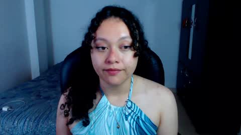 Snapshot of freud_x_louise1 chatting on December 6, 11:50 am Louise  online show from December 6, 11:50 am