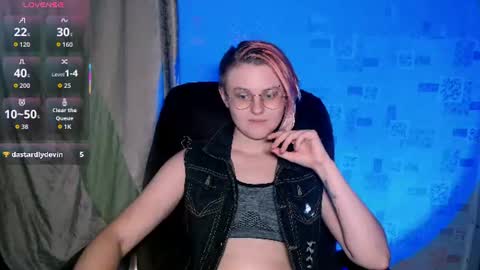 Freya online show from August 3, 5:19 pm
