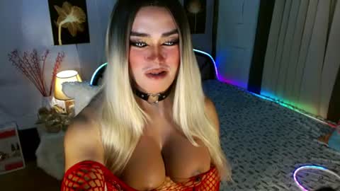 Miss Frea  online show from June 22, 3:25 am