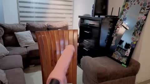 freyaa_sorceress online show from March 4, 7:27 am