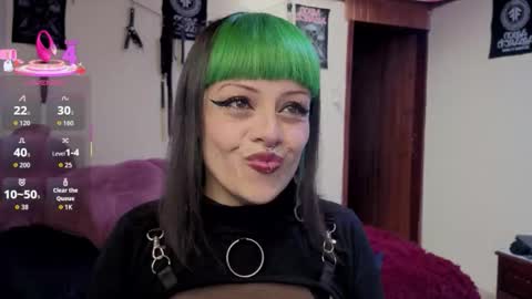 freyaa_sorceress online show from November 30, 4:58 pm