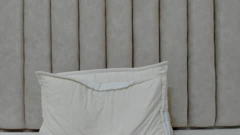 FREYA online show from October 15, 7:04 pm