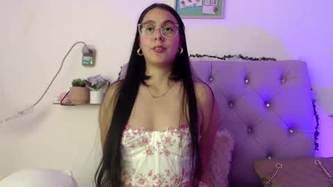 Freyja online show from March 4, 2:06 am