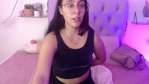 Freyja online show from March 6, 1:58 am