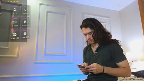 freyrvik online show from November 20, 6:49 pm