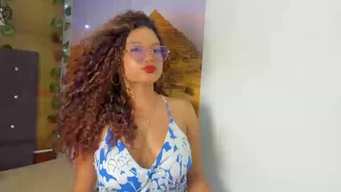 Frezzita online show from September 9, 7:36 pm