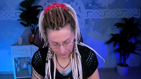 Frida Tander online show from December 15, 5:14 am