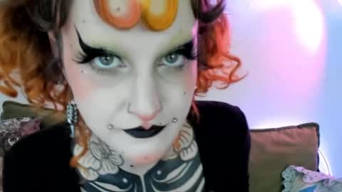 cherry online show from April 11, 12:15 am