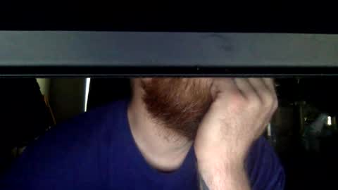 Snapshot of frog69man chatting on October 21, 2:54 pm Watch me cum online show from October 21, 2:54 pm