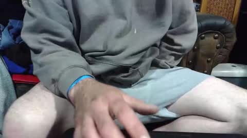 frostydhoman1221 online show from May 8, 4:51 am