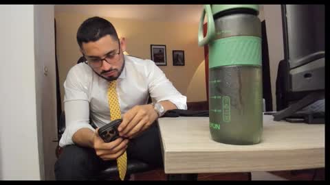 SERGIO THE SEX LAWYER online show from December 5, 4:34 am