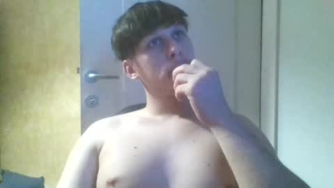 fuckmales21 online show from June 28, 9:00 pm