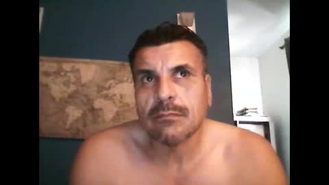 fuego1ento22 online show from October 6, 11:22 pm