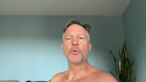 Gregorio online show from June 19, 1:11 am