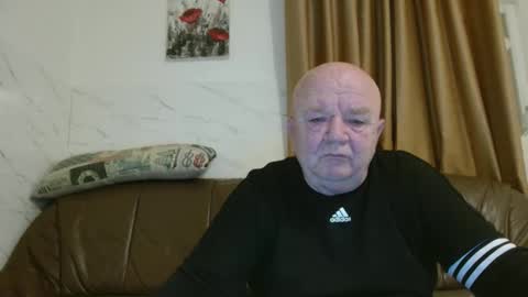 fullballs6 online show from February 4, 3:43 am