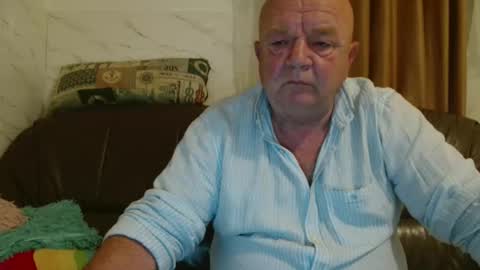 fullballs6 online show from November 5, 3:08 am