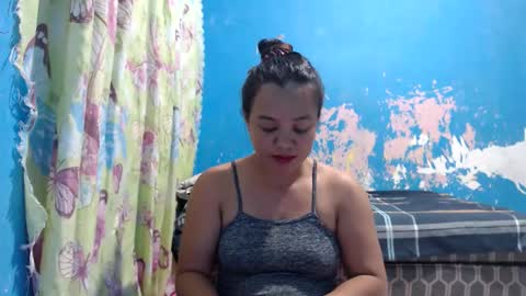 MAE online show from April 1, 11:44 am