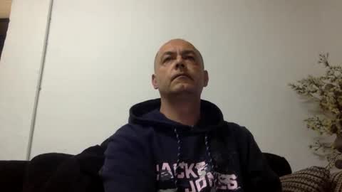 futbolin95 online show from April 8, 10:24 pm