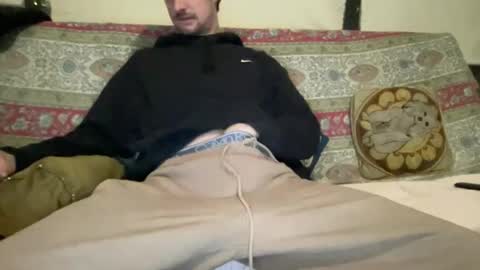 fuzzedpeach online show from April 8, 5:32 am