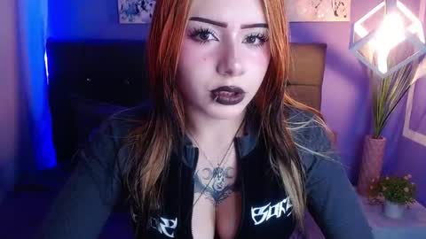 FIRE AND FOX online show from June 2, 8:44 pm