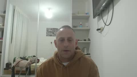 g103031910303 online show from February 17, 9:14 pm