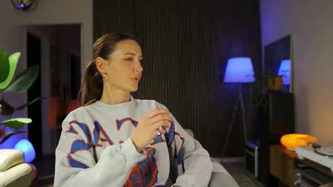 G online show from September 16, 5:49 pm