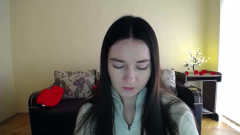 Jaklin online show from April 11, 8:40 am