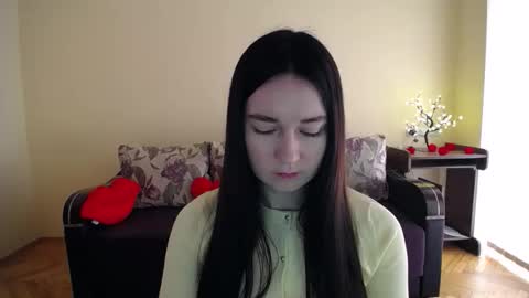 Jaklin online show from April 6, 8:48 am