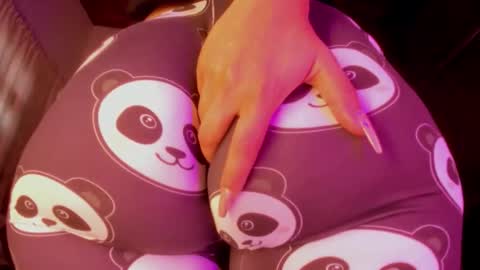 G A B R I E L A   online show from January 9, 9:20 pm